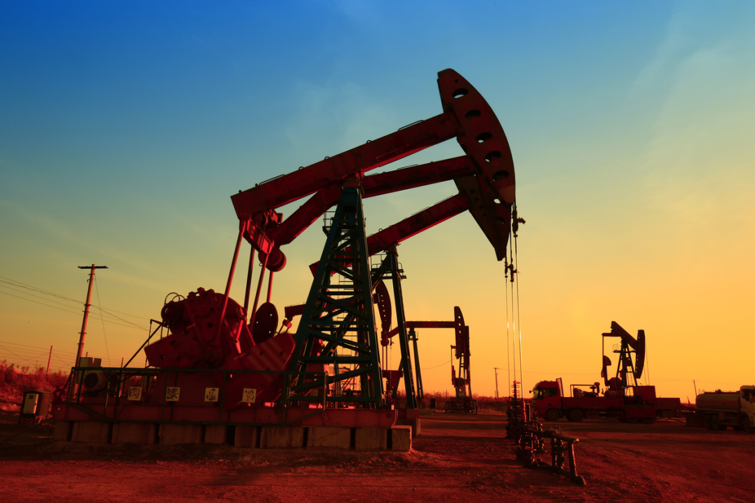 Заводы будут работать: что ждет нефтянку в условиях санкций