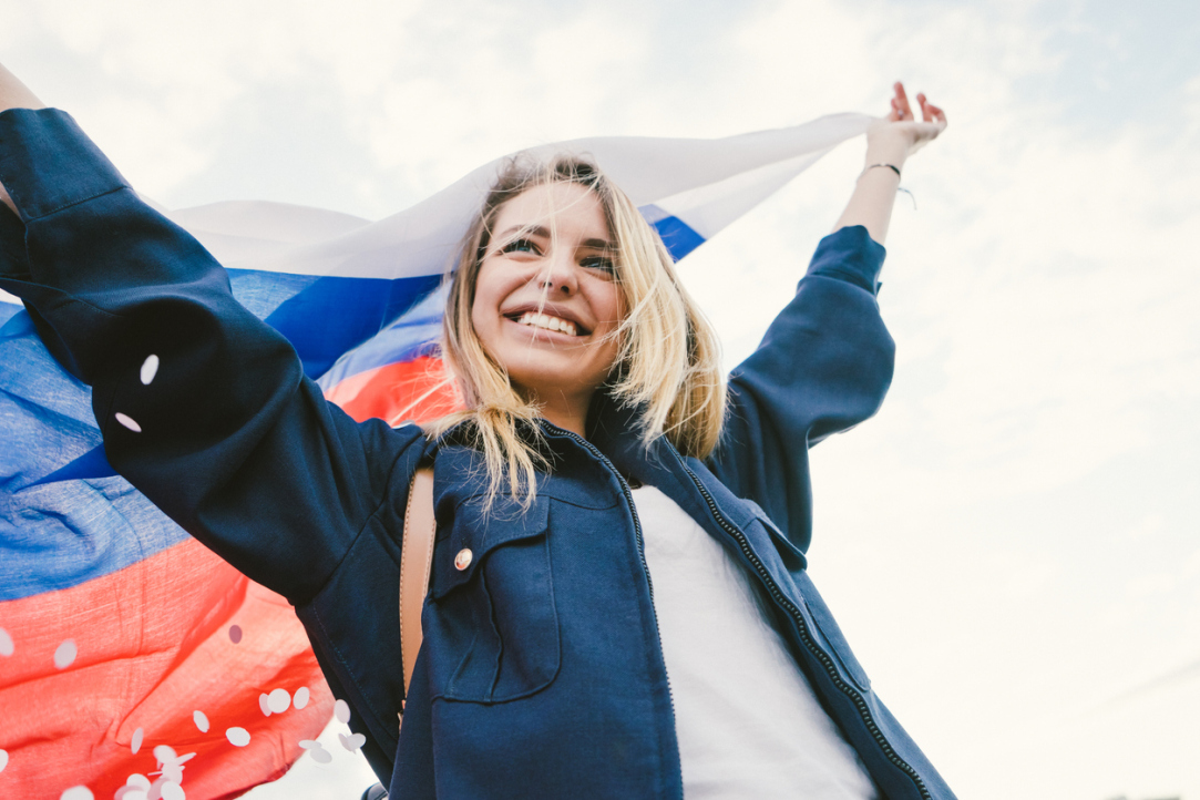 Гордость и спокойная уверенность: какие эмоции у россиян вызывает их гражданство